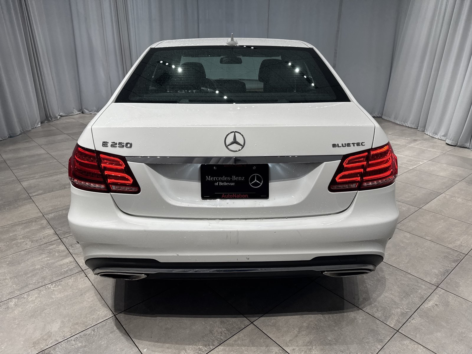 Used 2014 Mercedes-Benz E 250 BlueTEC Sedan image 6