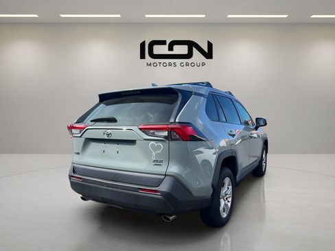 Used 2021 Toyota RAV4 XLE AWD/4WD image 5