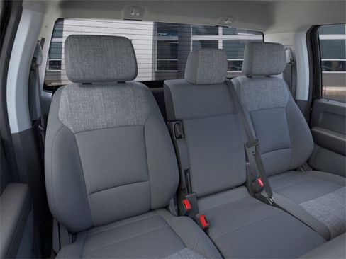 New 2025 Ford F250 XLT image 10