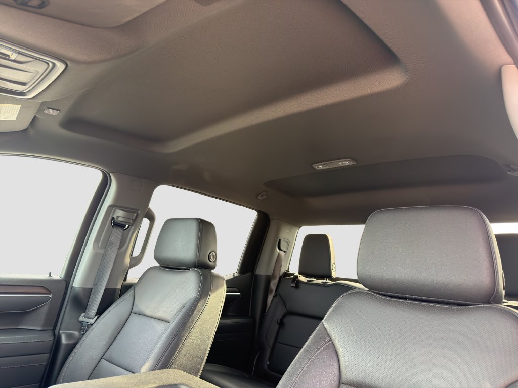 Used 2026 GMC Sierra 1500 SLT AWD/4WD image 24