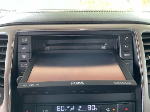 Used 2012 Jeep Grand Cherokee Overland image 19