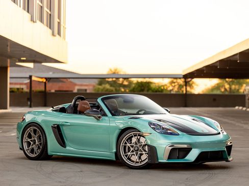 Used 2025 Porsche 718 Boxster Spyder RS RWD image 1