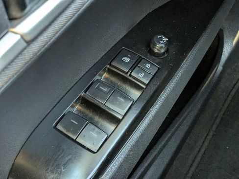 Used 2025 Toyota Camry LE image 20