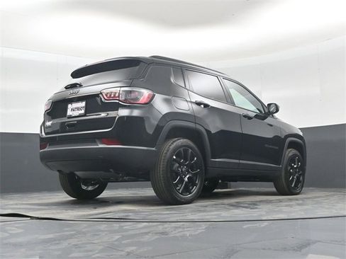 New 2026 Jeep Compass Latitude image 40