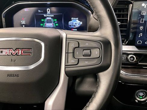 Used 2024 GMC Sierra 1500 SLT AWD/4WD image 18