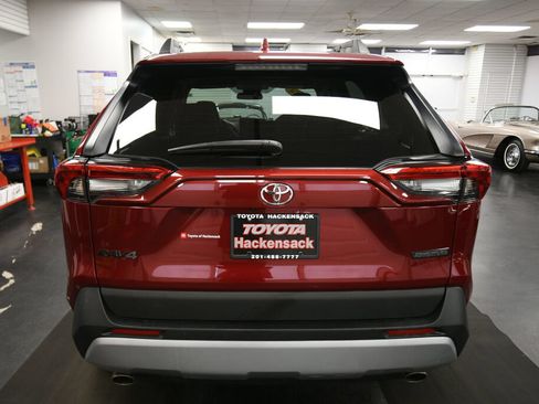 Used 2024 Toyota RAV4 Adventure AWD/4WD image 7