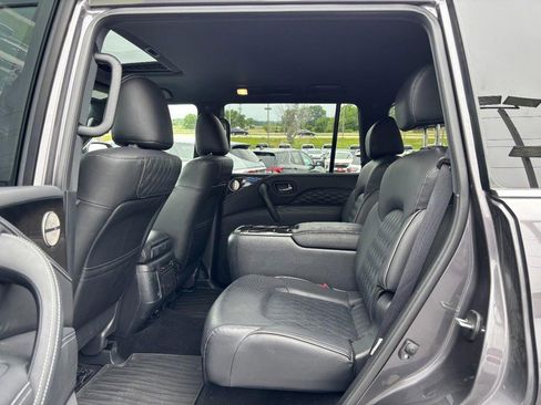 Used 2024 INFINITI QX80 Sensory w/ All-Season Package AWD/4WD image 11