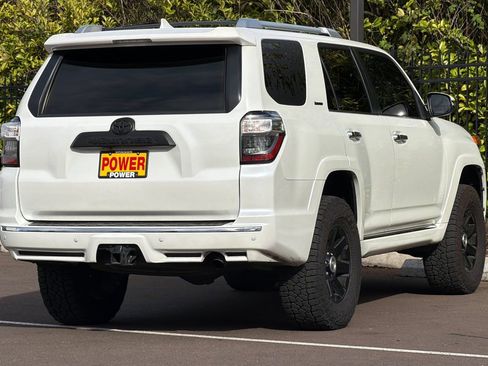 Used 2018 Toyota 4Runner Limited image 4