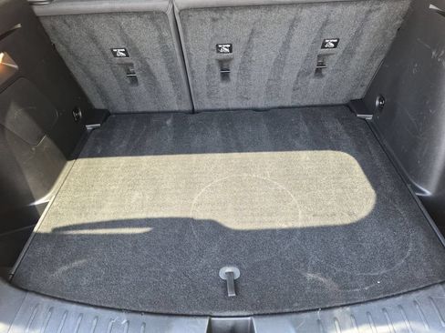 Used 2025 Chevrolet TrailBlazer LT AWD/4WD image 28