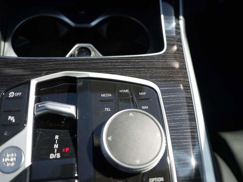 New 2026 BMW X7 xDrive40i w/ M Sport Package image 27