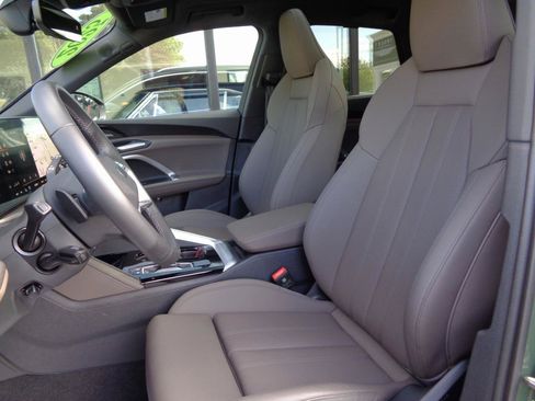 Used 2025 Audi Q5 Premium Plus AWD/4WD image 9