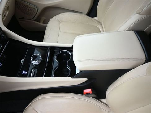 Used 2021 Jeep Grand Cherokee L Limited image 9