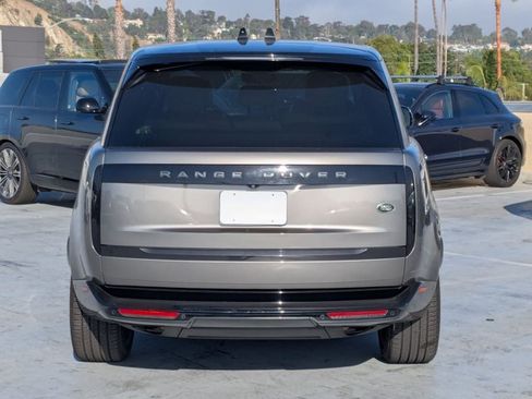 Used 2023 Land Rover Range Rover SE AWD/4WD image 6