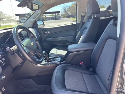 Used 2018 Chevrolet Colorado Z71 image 13