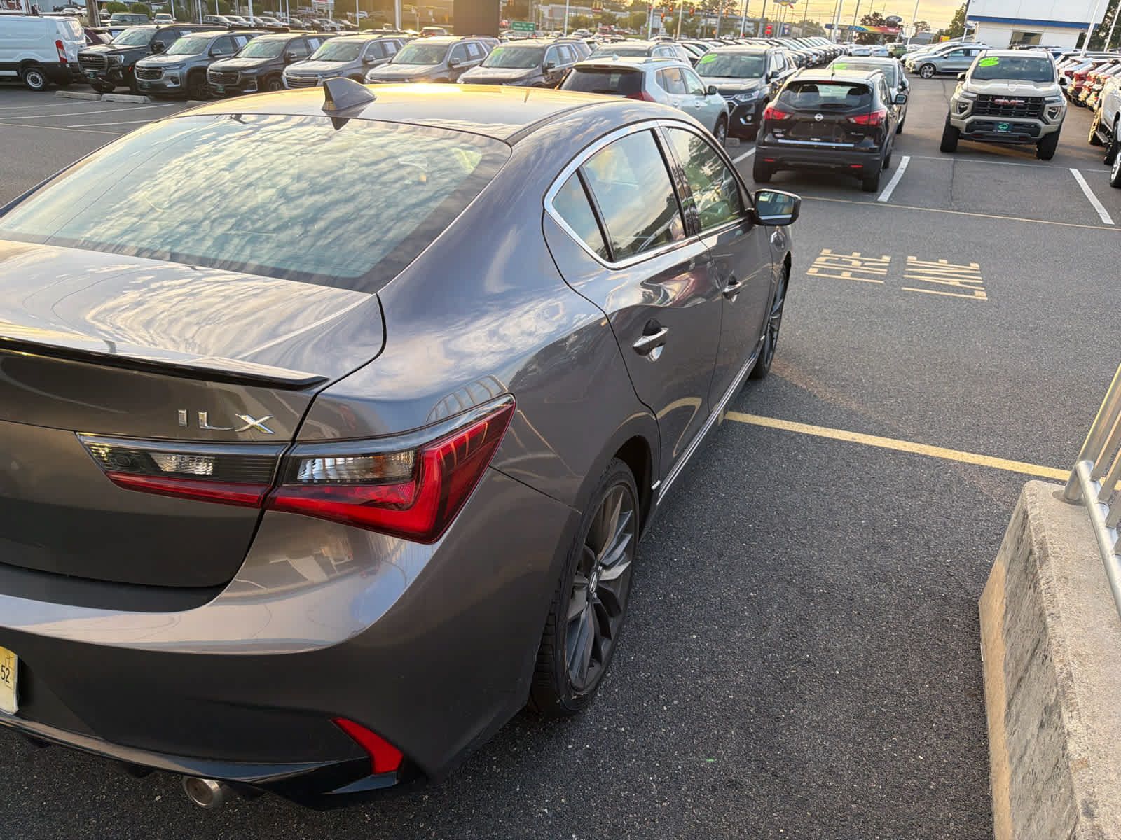 Used 2022 Acura ILX w/ Premium & A-SPEC Package FWD image 3