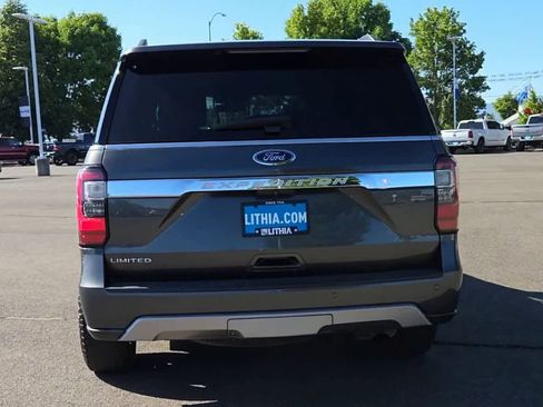Used 2018 Ford Expedition Limited w/ Equipment Group 301A RWD image 7
