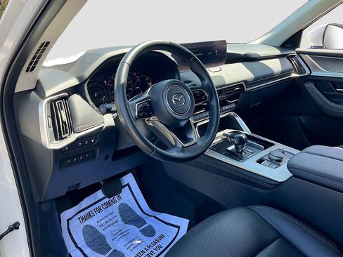 Used 2024 MAZDA CX-90 Plug-In Hybrid w/ Premium Pkg image 9