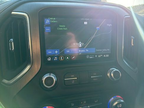 Used 2022 GMC Sierra 2500 Denali w/ Denali Ultimate Package image 23