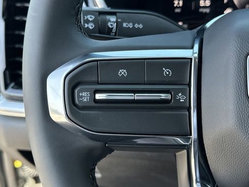 New 2026 GMC Canyon Elevation w/ Convenience Package image 13