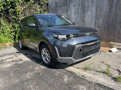 Used 2024 Kia Soul LX w/ Option Group 015