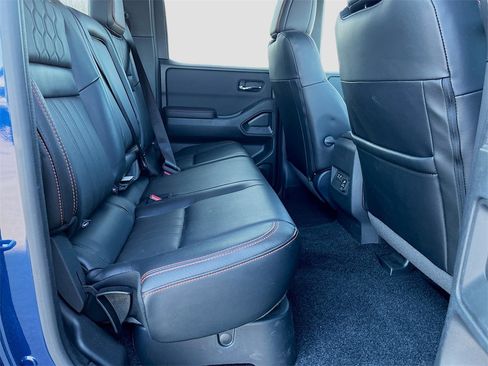 Used 2023 Nissan Frontier PRO-4X w/ Pro-4X Premium Package image 30