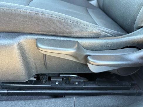 Used 2017 Chevrolet Malibu LS image 13