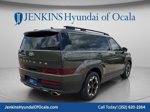 Used 2024 Hyundai Santa Fe SEL FWD image 3