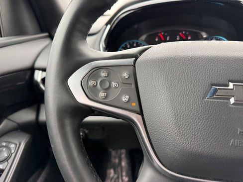 Used 2023 Chevrolet Traverse RS image 14