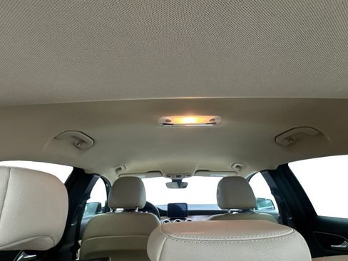 Used 2018 Mercedes-Benz GLA 250 image 69