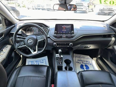 Used 2021 Nissan Altima 2.5 SR image 14