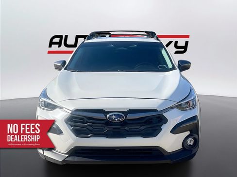 Used 2024 Subaru Crosstrek 2.5i Limited AWD/4WD image 2