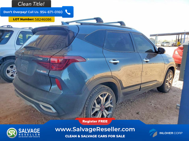 Used 2021 Kia Seltos SX w/ SX Sunroof Package AWD/4WD image 4