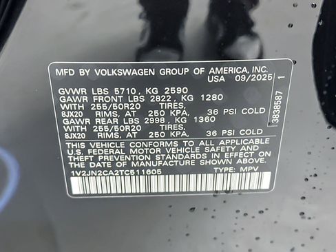 New 2026 Volkswagen Atlas SE image 27