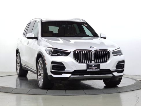 Certified 2023 BMW X5 xDrive40i w/ Luxury Seating Package AWD/4WD image 1