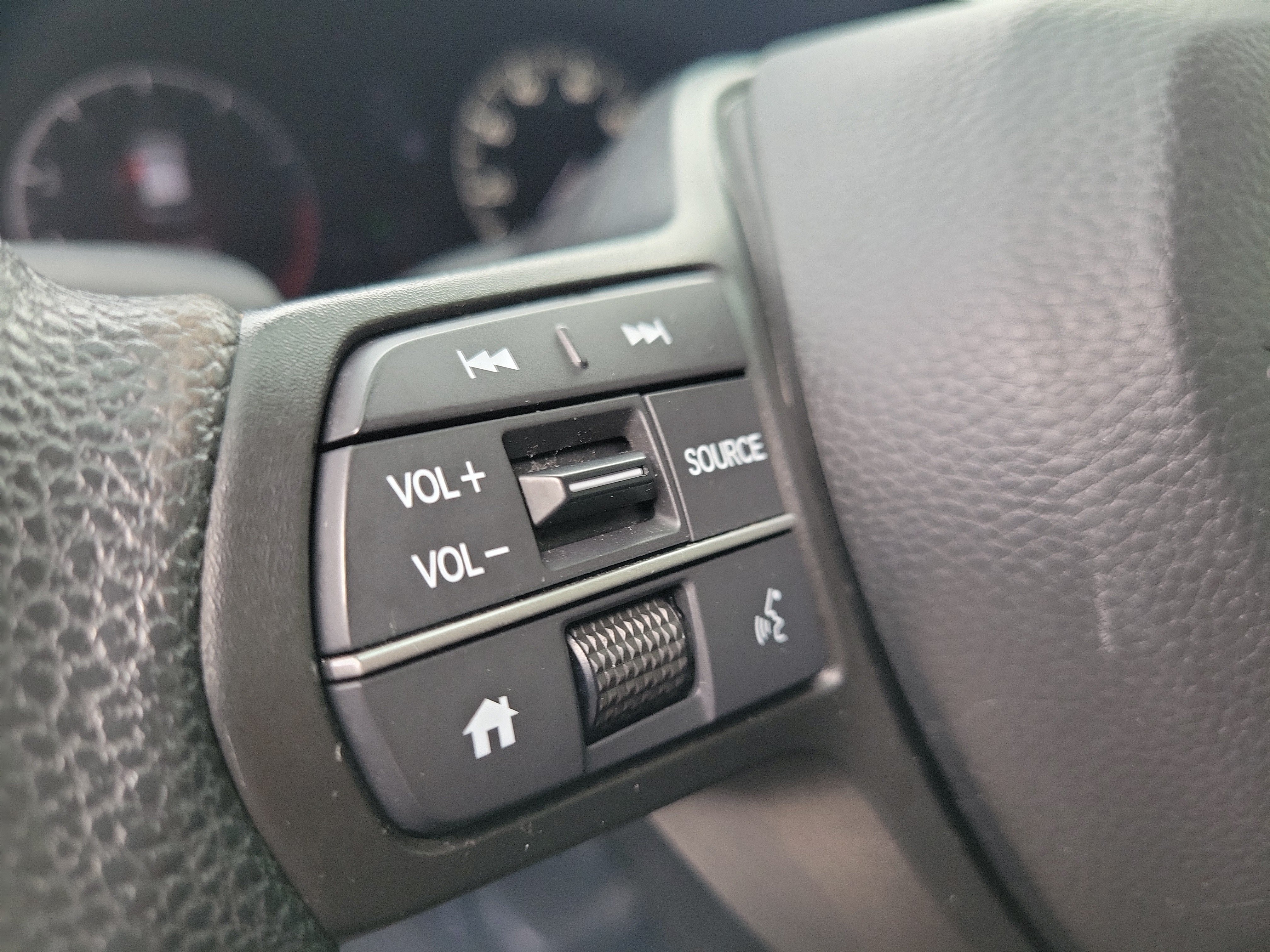 Used 2024 Honda HR-V LX image 24
