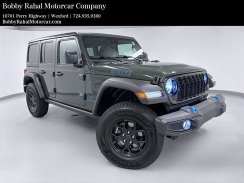 Used 2024 Jeep Wrangler Unlimited AWD/4WD image 1