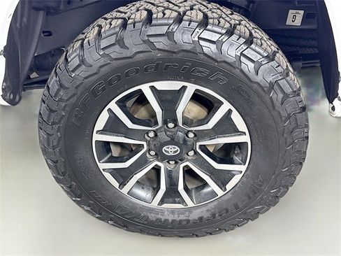 Certified 2022 Toyota Tacoma TRD Sport w/ TRD Premium Sport Package image 31