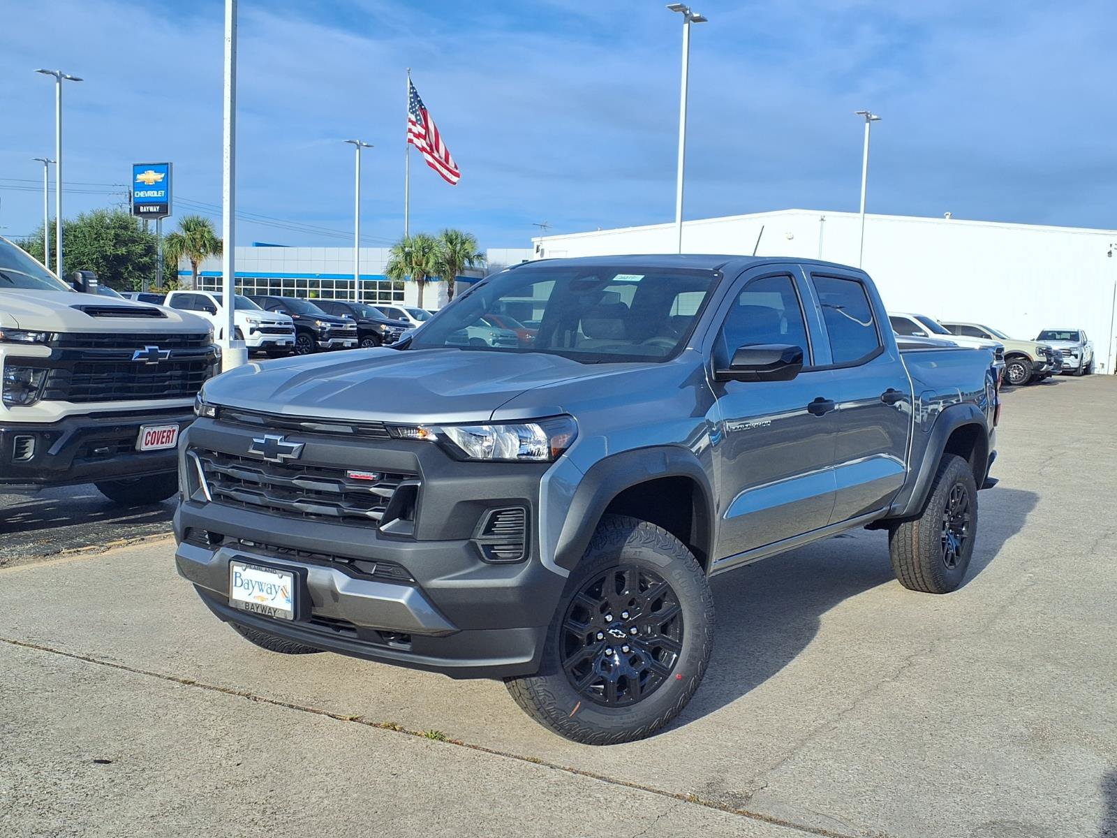 New 2026 Chevrolet Colorado Trail Boss AWD/4WD image 2