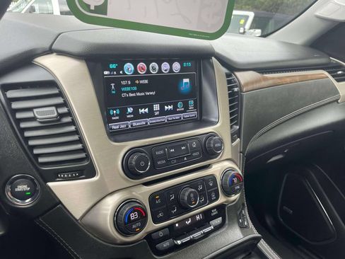 Used 2020 GMC Yukon XL Denali w/ Denali Ultimate Package AWD/4WD image 26