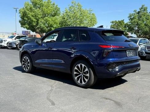 New 2026 Audi Q3 quattro 2.0T AWD/4WD image 5