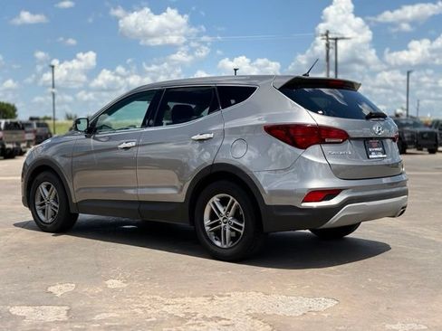 Used 2018 Hyundai Santa Fe Sport FWD image 4