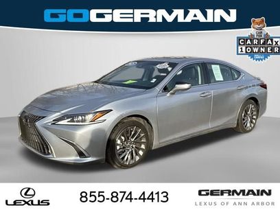 Certified 2025 Lexus ES 300h w/ Luxury Package