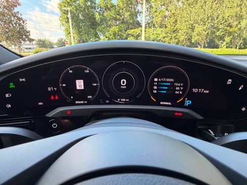 Certified 2022 Porsche Taycan RWD image 9