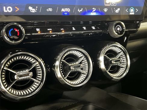 New 2026 Chevrolet Blazer EV LT image 16