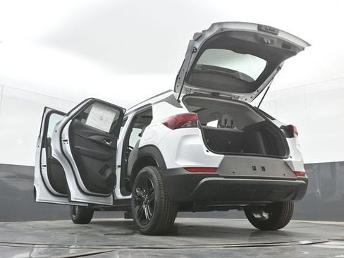New 2026 Chevrolet TrailBlazer LT w/ Midnight Edition FWD image 53