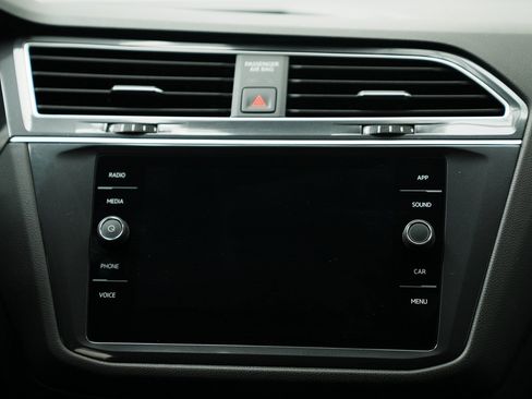 Used 2024 Volkswagen Tiguan Wolfsburg Edition image 35