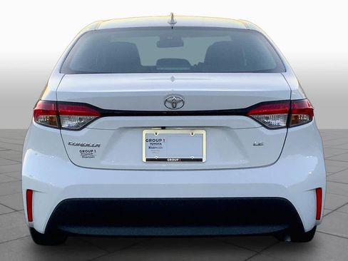 Used 2024 Toyota Corolla LE image 4