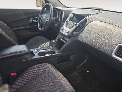 Used 2017 Chevrolet Equinox LS AWD/4WD image 9