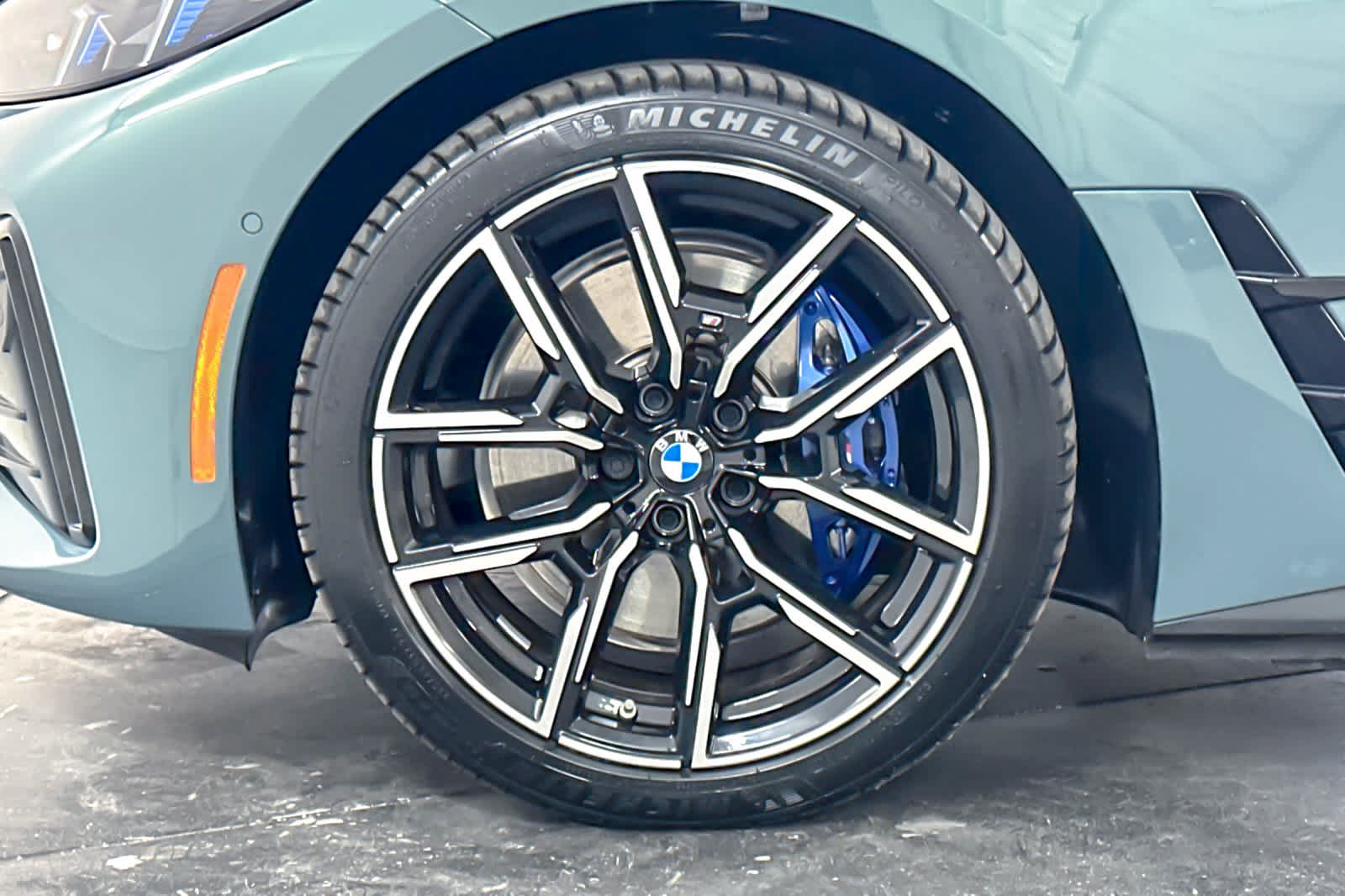 Used 2025 BMW i4 eDrive40 w/ M Sport Package RWD image 25