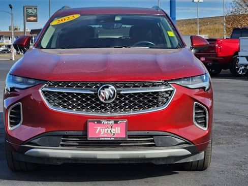 Used 2023 Buick Envision Avenir image 10